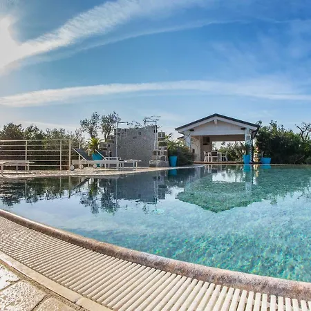 Trulli Altomare Вилла