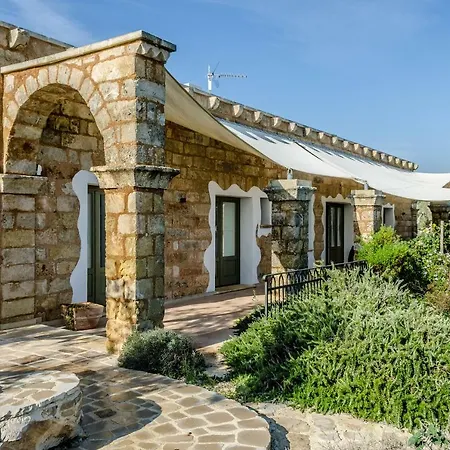Trulli Altomare * أليستي